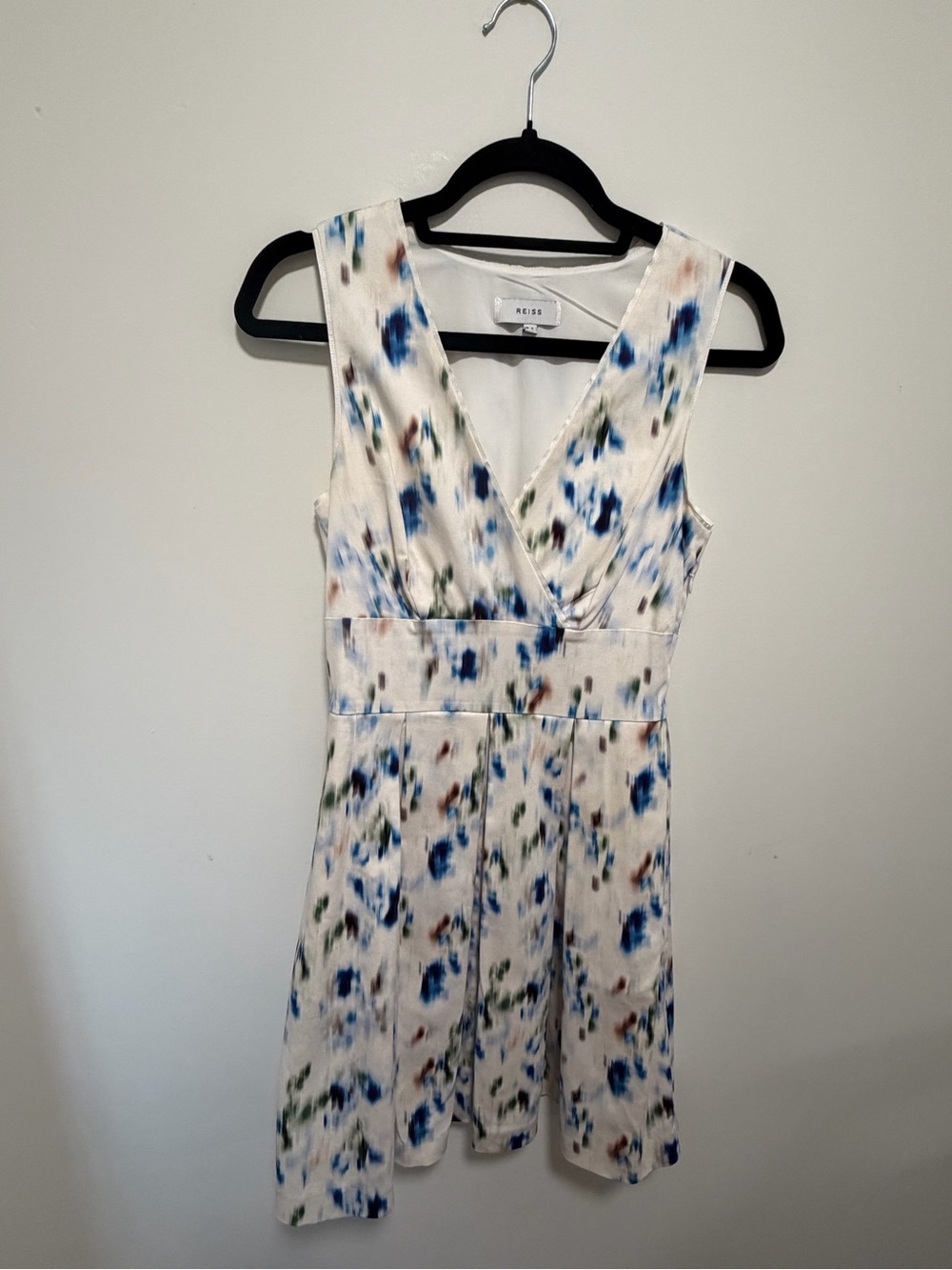 Reiss Cream Floral-Print V-Neck Dress with Blue and Green Accents